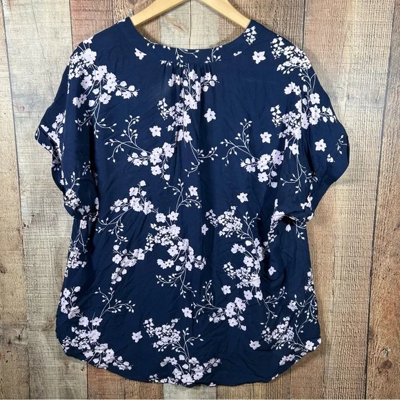 GAP Navy Pink Floral Blouse XL Classic Boho Short Sleeve V Neck Rayon Top - Picture 5 of 5